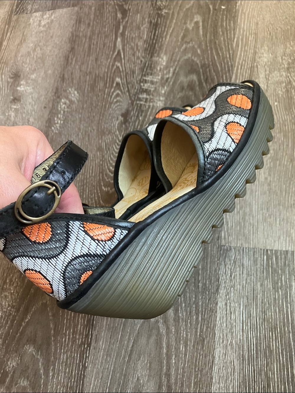 FLY LONDON
Yeji Open Toe Wedge Sandal - Picture 17 of 17